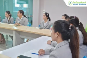 อบรมผู้จัดการสาขา เรื่อง ผลงาน บทบาท เป้าหมาย Roadmap ของคลินิกสู่ปี 2569