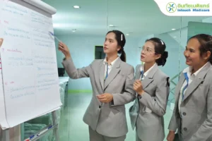 อบรมผู้จัดการสาขา เรื่อง ผลงาน บทบาท เป้าหมาย Roadmap ของคลินิกสู่ปี 2569